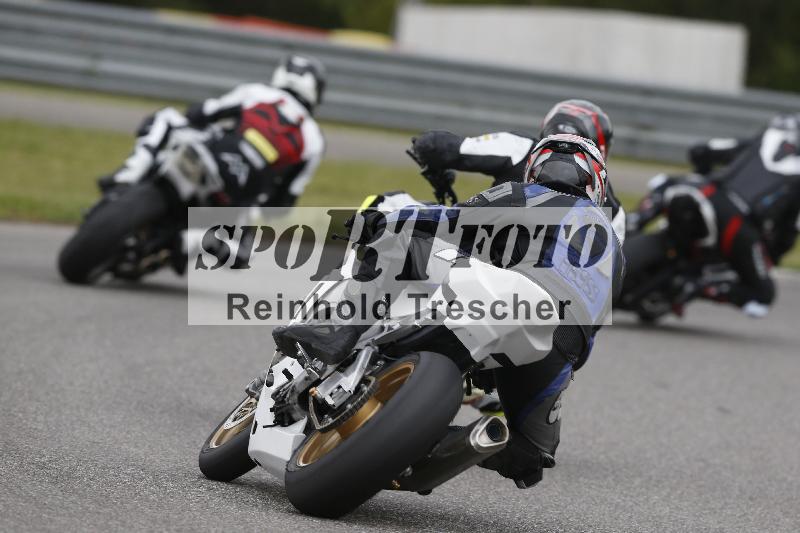 /Archiv-2024/13 22.04.2024 Plüss Moto Sport ADR/Freies Fahren/45